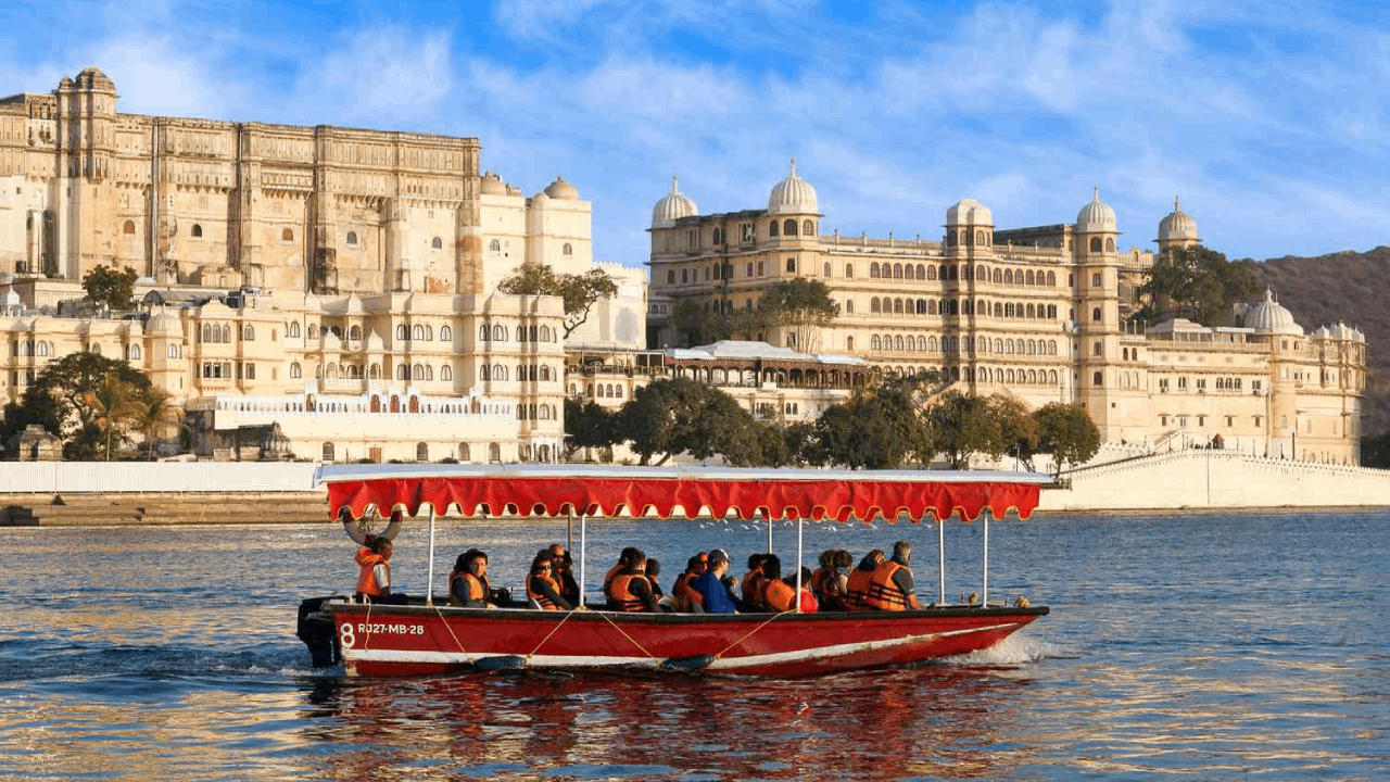 Exploring the Hidden Gems of Udaipur: Top places that you shouldn't miss in the city of lakes